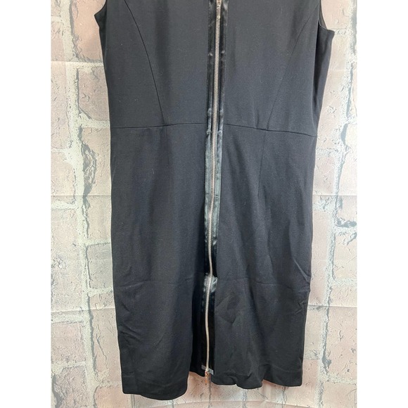 Kenneth Cole Black Sleeveless V Neck Knee Length Dress Size 12 Long Front Zipper - Picture 4 of 6